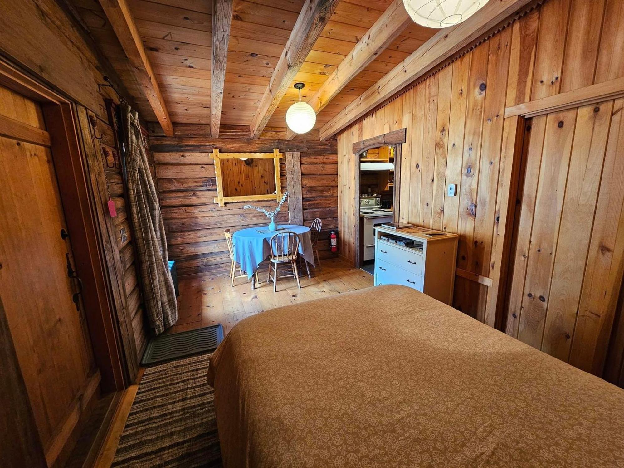 Le Repaire Viking Bed & Breakfast Sainte-Rose-du-Nord Bagian luar foto